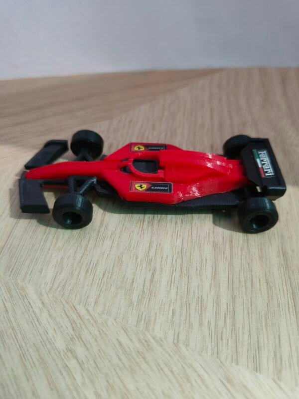 Mini Ferrari F1 car 1:43 scale